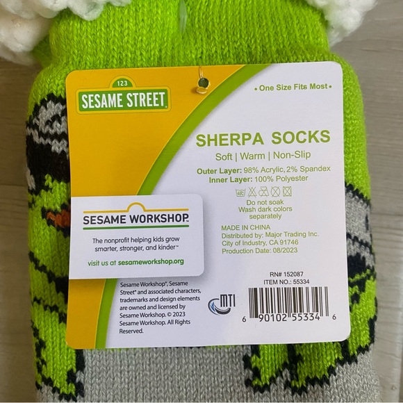 SESAME STREET • NEW! Sherpa Socks with Grippy Soles - OS - Picture 6 of 10
